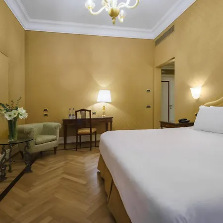 Отель Eurostars Excelsior