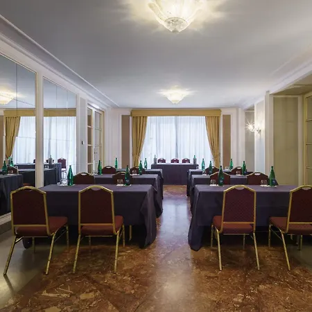 Отель Eurostars Excelsior