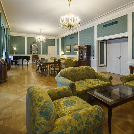 Отель Eurostars Excelsior