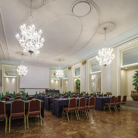 Eurostars Excelsior Отель