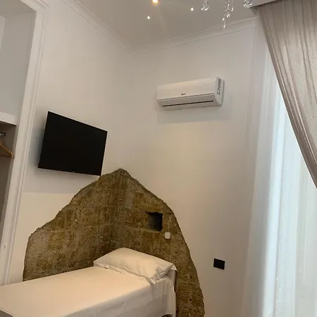 Ar Nel Cuore Di Napoli