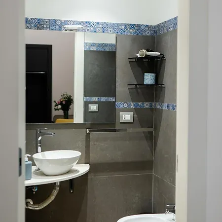 Bed and Breakfast Time Νάπολη