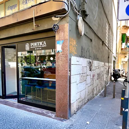 Poetica Boutique Sky Neapel