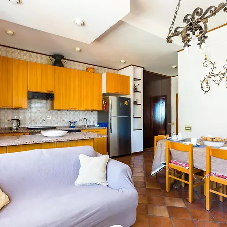 Terrazza 30 By Napoliapartments * Neapel