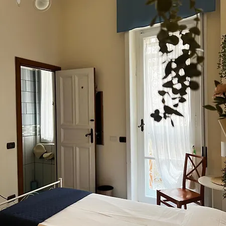 Maman Suite, Center Near Molo Beverello Неаполь