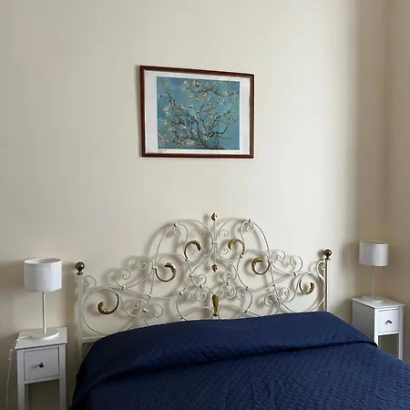 Maman Suite, Center Near Molo Beverello Дом отдыха