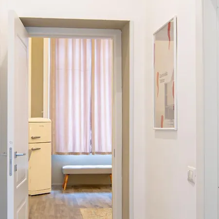 Apartamento Oasi Al Centro Storico Nápoles