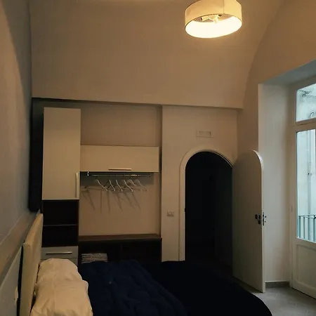 Base Mergellina 3* نابولي