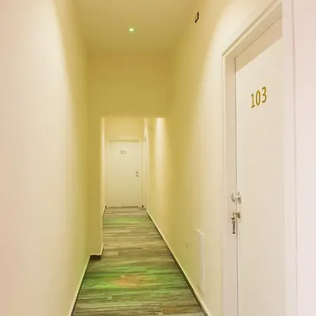 Guest house Napoli's Gold