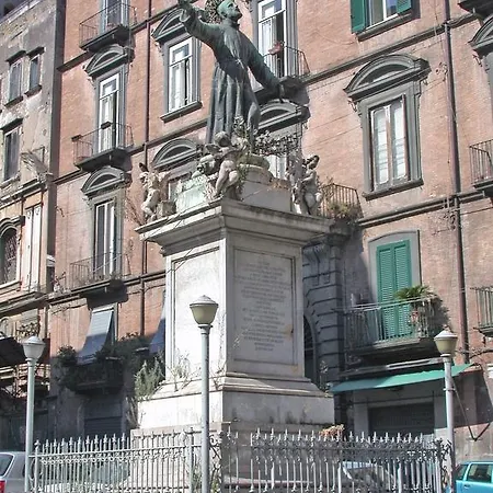 Nocleg ze śniadaniem San Gaetano Bed Neapol