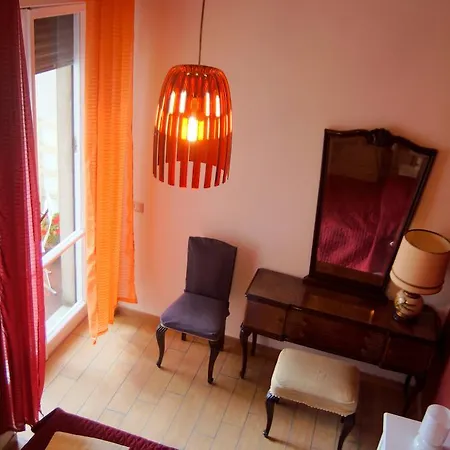 Bed & Breakfast Bibliotechina 2*