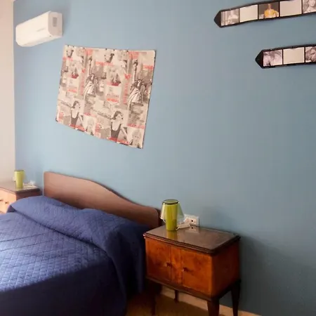 Bed & Breakfast Bibliotechina 2*