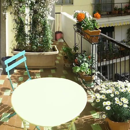 Bed & Breakfast Bibliotechina