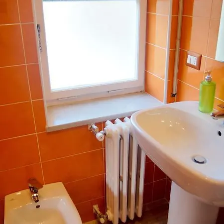 Bed & Breakfast Bibliotechina 2*