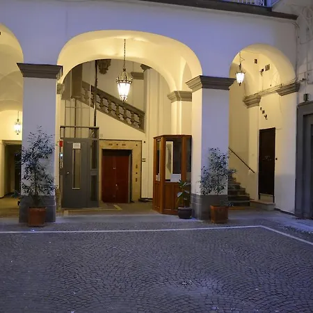 Alojamento de Acomodação e Pequeno-almoço Monaciello 3*