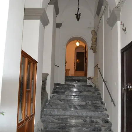 Monaciello Nápoles