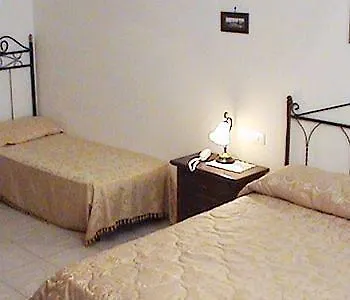 Dimora Cirillo Bed and breakfast Nápoles