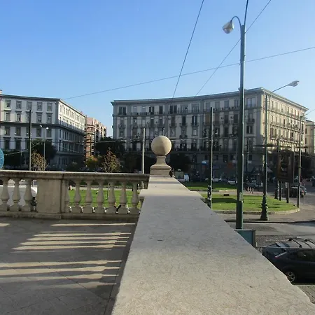 Apartment Nella Storica Piazza Carlo Iii *