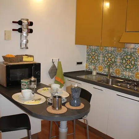 Casa Del Girasole Appartement Napels