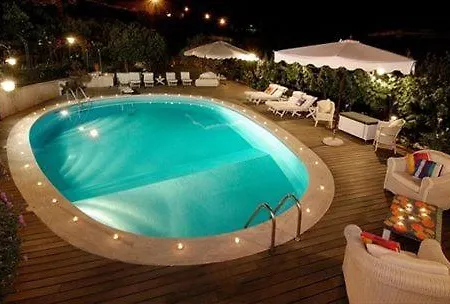 Villa Marechiaro - Villa & Relais