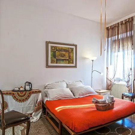 Rosy's * Naples