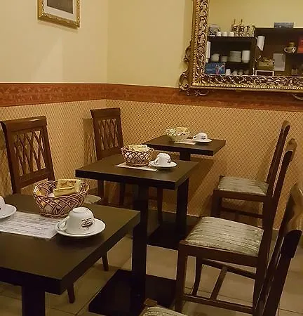 Bed & Breakfast Napoli Centrale 3*