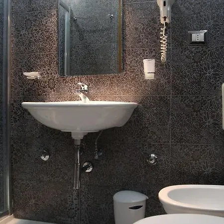 Hotel Luna Rossa Napoli
