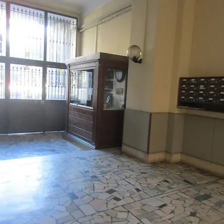 Nella Storica Piazza Carlo Iii * Naples