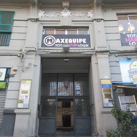 Nella Storica Piazza Carlo Iii Apartment Naples