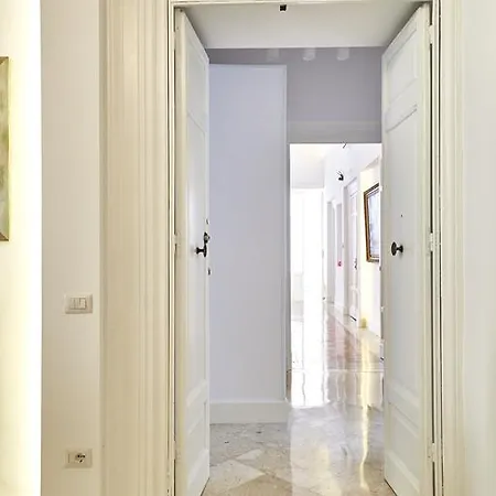 Maison Toledo 210 לינה וארוחת בוקר 3*
