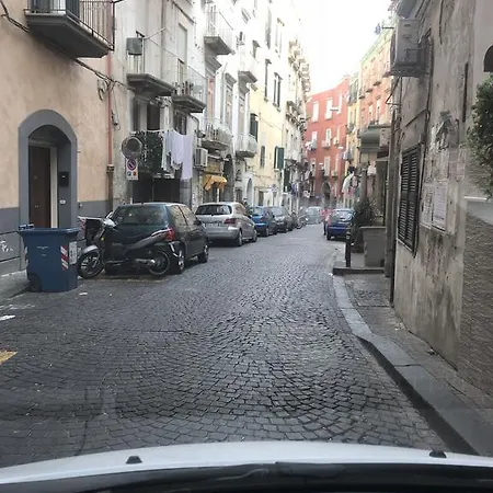 L'approdo Di Dante Naples