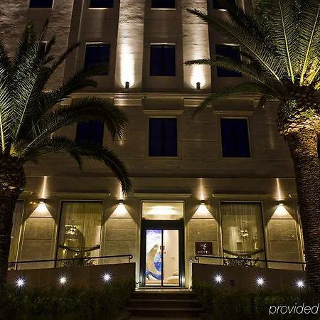 Hotel H2c Neapol