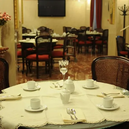 Отель Hotel Villa Maria 3*