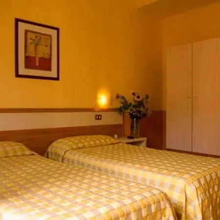 Hotel Napolit'amo Medina 3*