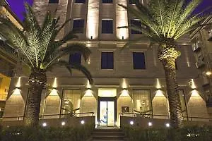 H2c Hotel 4*