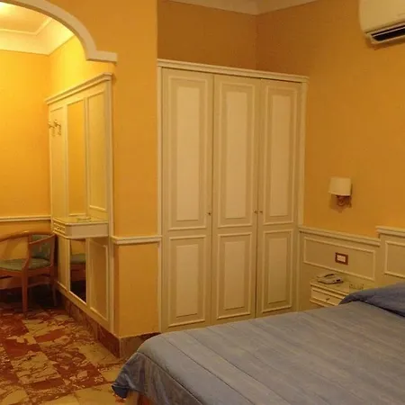 Miravalle Szálloda 3*