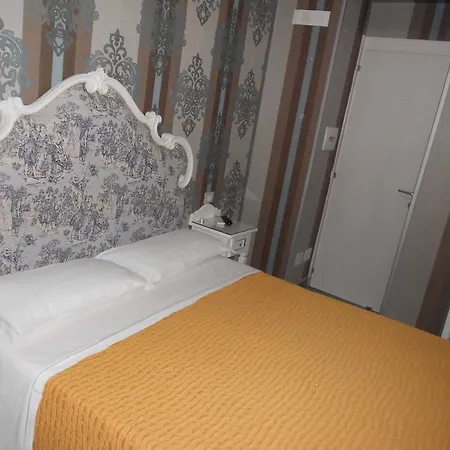 New Sayonara Hotel