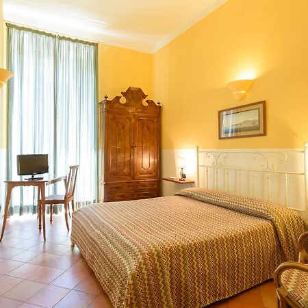 Mergellina 3* Неаполь