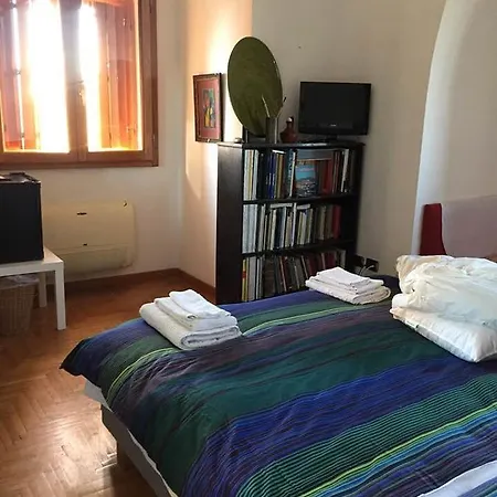 La Torre Di Ro Naples