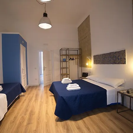 Borgo Vergini Garden 2* Napoli