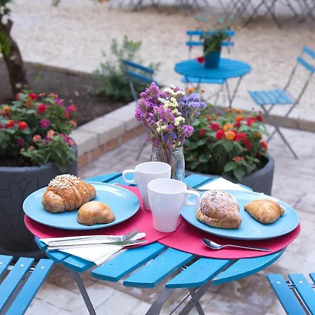 Bed & Breakfast Borgo Vergini Garden Napoli