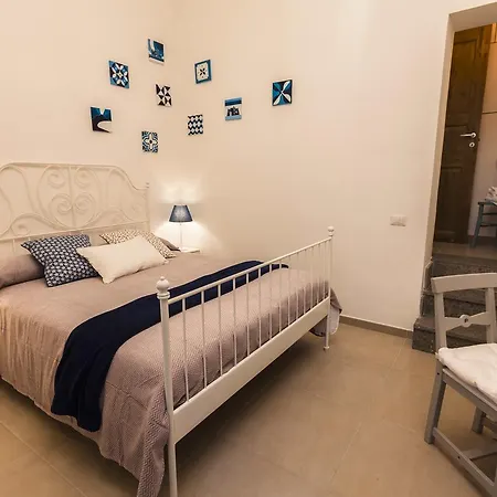 Crianza 5* Naples