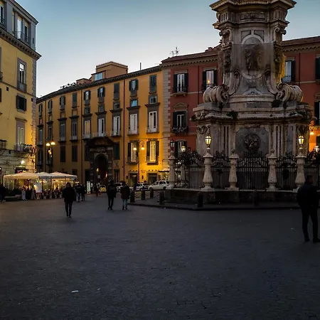 Art Nel Cuore Di Konukevi Napoli