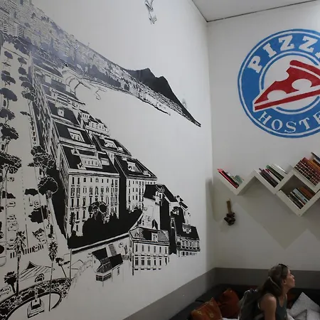 Ostello Pizza