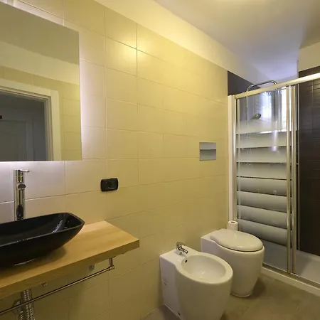 Napoli Central City 2*