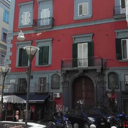 Sotto Le Stelle Ai Decumani Naples