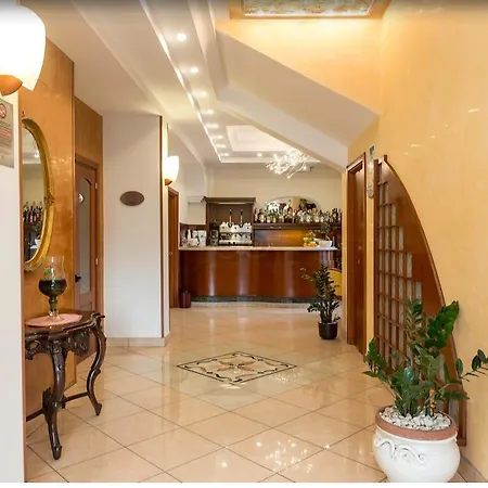 Ranch Palace Неаполь
