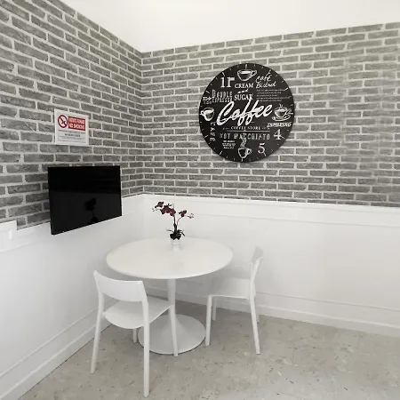 Guest house Piazza Bovio 22 3*