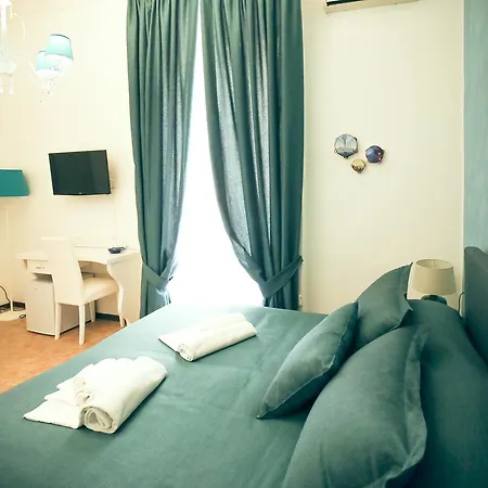 Napolimia Boutique 4*