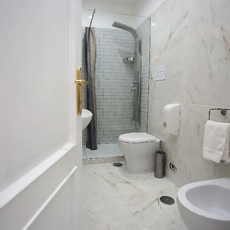 Vergilius Billia Hotel Neapol